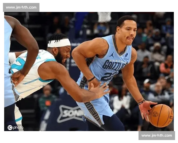 魔术锁定贝恩老搭档!琼斯加盟或重塑东部后场格局 魔术锁定贝恩老搭档!琼斯加盟或重塑东部后场格局