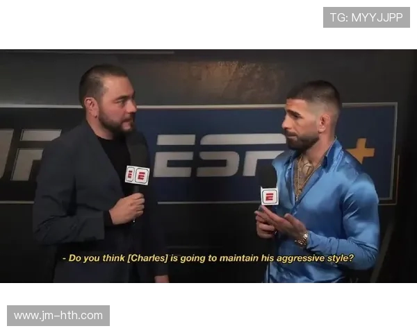 托普里亚:UFC 双冠王的精准预言与暴力美学 托普里亚:UFC 双冠王的精准预言与暴力美学
