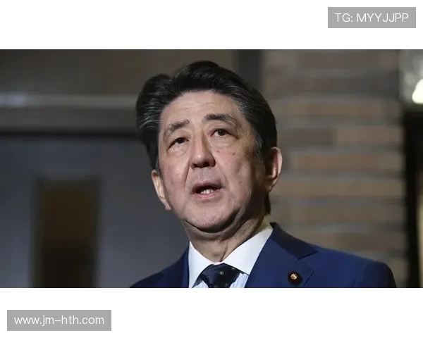 谢周三老板强硬下令:主帅罗尔立即终止休假返岗,否则面临罚款 谢周三老板强硬下令:主帅罗尔立即终止休假返岗,否则面临罚款